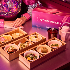 FUTURE TRAIN KYOTO DINER & CAFE フューチャー トレイン キョウトの特集写真