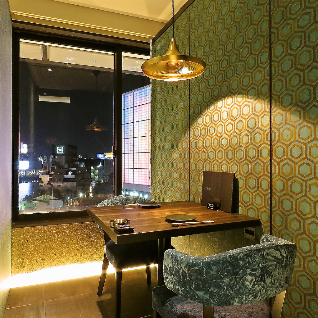 デートにもぴったりのお席を多数ご用意しております。