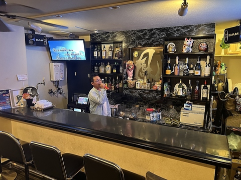 飲んで歌えるカラオケBAR♪駅からも近い