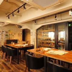 Cave du Village カーヴ ドゥ ヴィラージュの雰囲気3