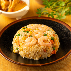 ぷりぷりエビチャーハン