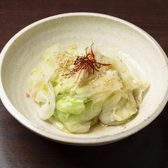 茹で塩キャベツ