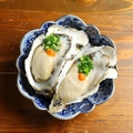 料理メニュー写真 北海道仙鳳趾　殻付生牡蠣2個　