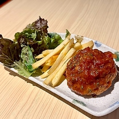 【お子様向け】煮込みプレーンハンバーグ