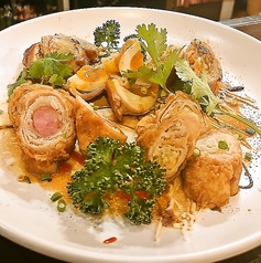 酒ト肉巻キ ニクイモアブラのおすすめ料理1