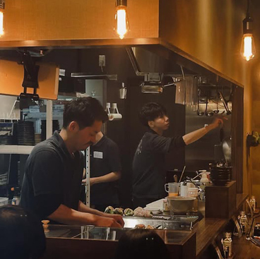 野菜巻き串SHIN 流山おおたかの森店の雰囲気1