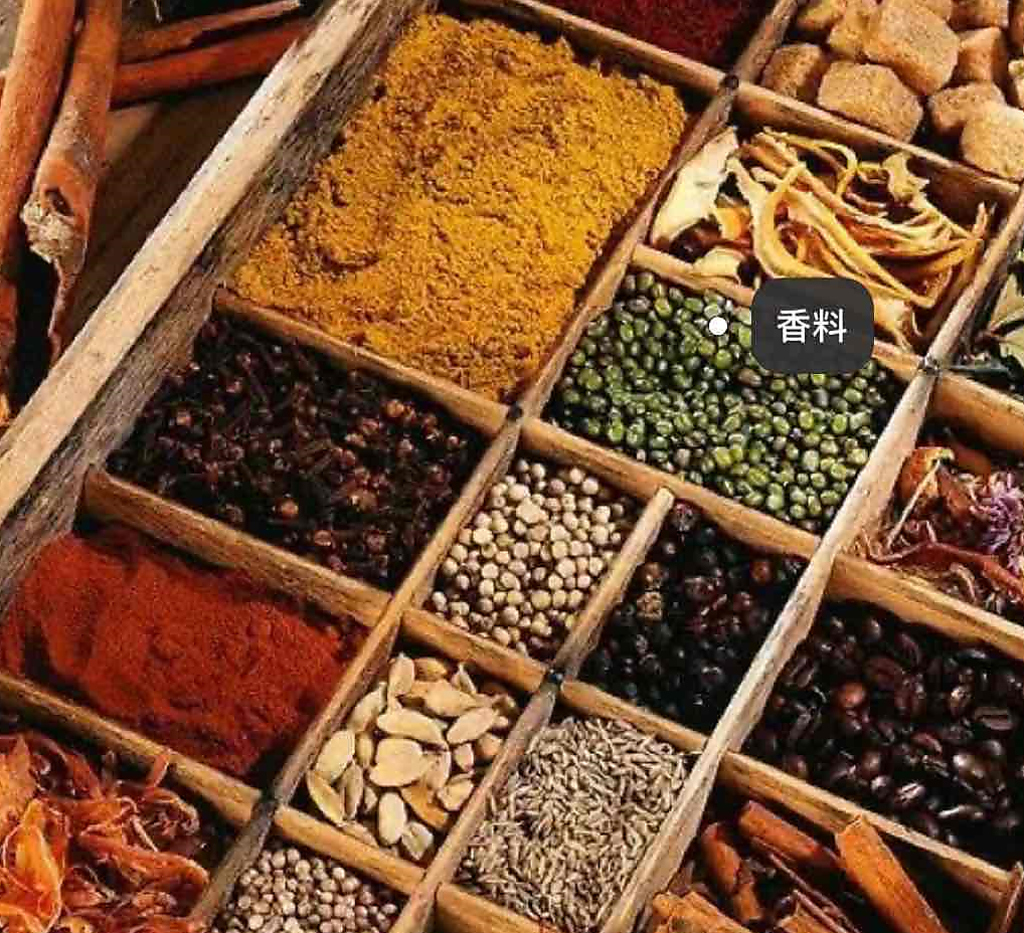 様々な調味料を使用し工夫を凝らしています。中華独特の油っぽさがなく味と健康にこだわっています。