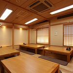 大人数用の宴会個室もあります。