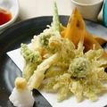 料理メニュー写真 竹の子と山菜の天麩羅