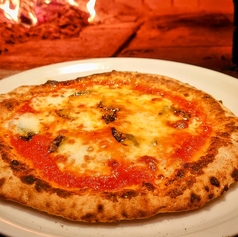 イタリア産スモークモッツァレラチーズのマルゲリータ　ドリンクセット