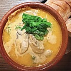 牡蠣と菜の花のアヒージョ