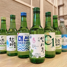 本場韓国のお酒やお茶などの飲み物も多数取り揃え♪