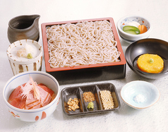 せいろそば（うどん）と本まぐろ漬け丼（小）