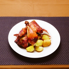 Half Chicken served Roasted Potato ハーフチキンとローストポテト