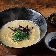 名物濃厚九州ラーメン～豚骨と鶏白湯のWスープ～