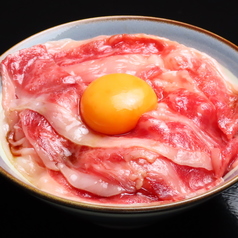 【希少部位】黒毛和牛のザブトン丼