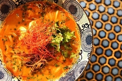 海老とパクチーのトムヤムヌードル