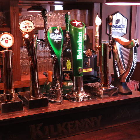 U tB[ ^@[ The Liffey Tavern 3 ₫ʂX