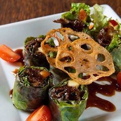 和牛すき焼きとりんごの生春巻き