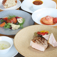 真っ直ぐで生き生きとした料理をコンセプト