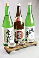 熊本の40もの酒蔵、地酒を揃えております。