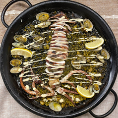 イカスミのパエリア