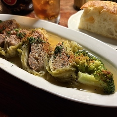 コンソメ仕立てのロールキャベツ