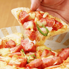 雲仙ハムと完熟トマトのピザ