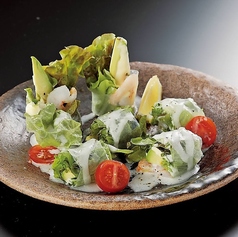 海老とアボカドのチーズ生春巻き