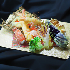 海鮮 もつ鍋 おでん食べ放題 和食 個室居酒屋 丸吉酒場 千葉店 の写真2