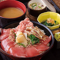 ランチも営業しております