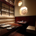 【完全個室:2名様～4名様】ドア付き完全テーブル個室です。※チャージ料金アラカルトは会計金額の10%、コースはチャージ料金込みとなります。