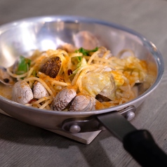 アサリと春キャベツのカラスミペペロンチーノ