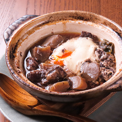 ☆和牛すじ肉の赤ワイン煮込み　和出汁仕立て