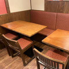 【2～6名様向け】学校やお仕事終わり、女子会等多くのシーンでご利用いただけます。当店自慢の鶏料理を是非お楽しみください。