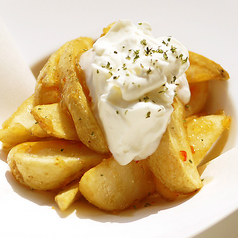 French fry with Sweet Chili Sour Cream Dip フレンチフライ スイートチリサワークリーム
