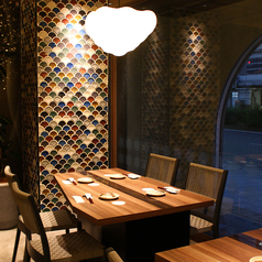 6名様向けのテーブル席