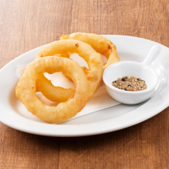 オニオンリング　黒七味塩添え
