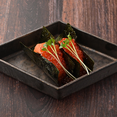 サーモンといくらのこぼれ寿司 2貫