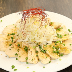 蒸し鶏と湯葉の胡麻サラダ