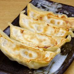近江牛の肉餃子 包王 池袋店の写真3