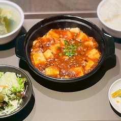 平日のランチは800円からと大変リーズナブル。