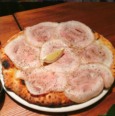 ボルケッタ(豚バラ肉の低温ロースト・コショウ・レモン)