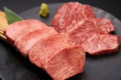 和牛炭火焼肉 すぎ山の特集写真