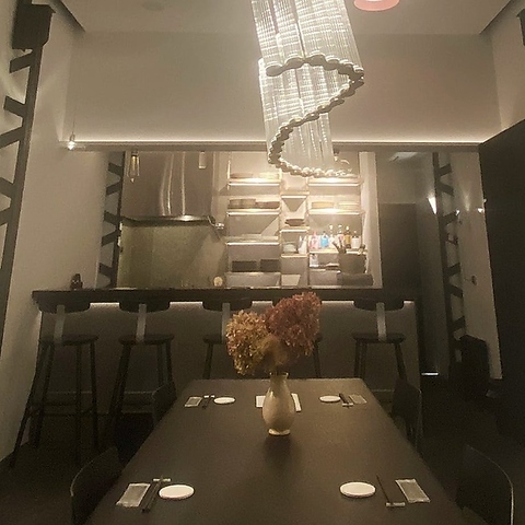 KAPPO TSUGUMOMO カッポウツグモモの写真