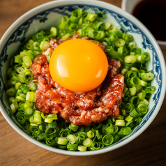 馬肉トロ丼