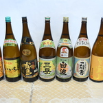 八海山 特別本醸造や久保田百寿(1合)各550円(税抜) ～などお料理に合う日本酒もご用意しております。