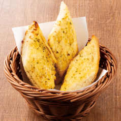 ガーリックトースト（３カット）
