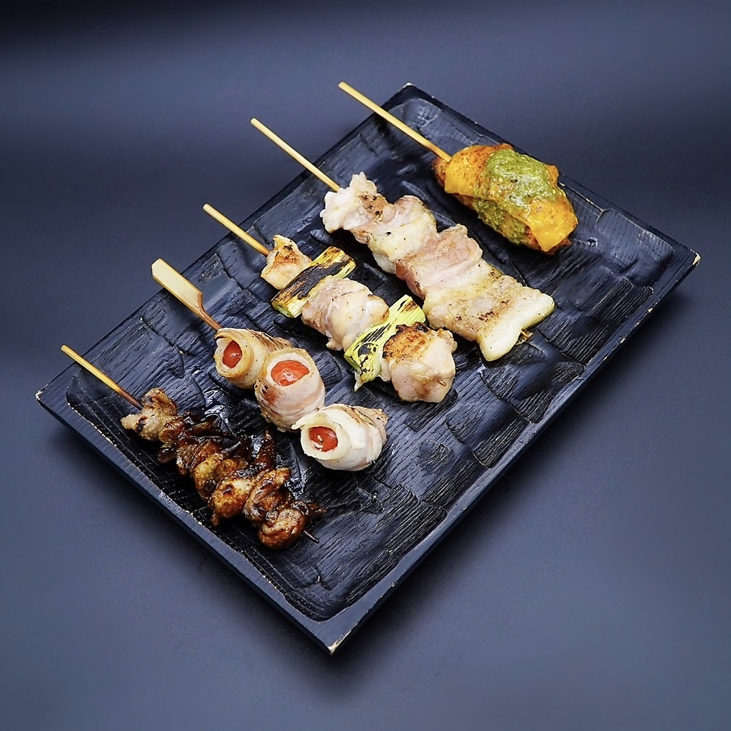 焼き鳥 六本松 個室 掘りごたつ 焼鳥 居酒屋 誕生日 肉 野菜 デート 女子会 接待 会食 貸切