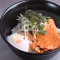 料理メニュー写真&nbsp;低温調理サーモン丼